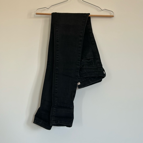 Levi’s high rise super skinny black jeans - Picture 5 of 5